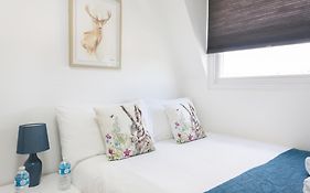 Holloway Budget Apartment - 1 Minute To Emirates Stadium - Next To Station - City Center